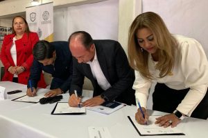 FIRMAN CONVENIO DE COLABORACIÓN FECCED, CPC Y GOBIERNO MUNICIPAL DE PUEBLO NUEVO